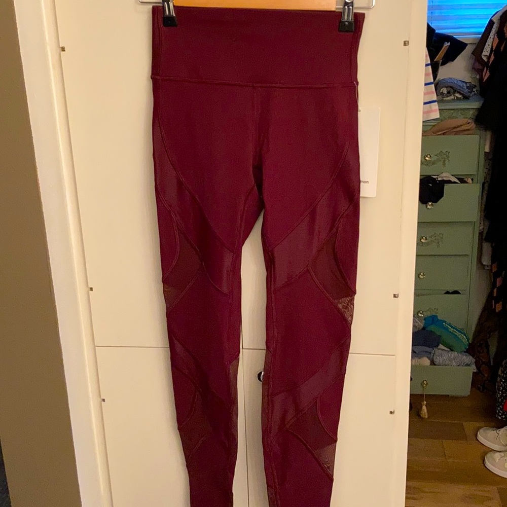 Lululemon mesh wunder under tight - size 4 - 28”